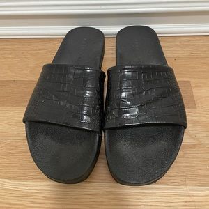 Freda Salvador leather slides